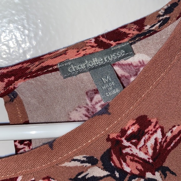 Size M blouse‎ from Charlotte Russe - Picture 2 of 4